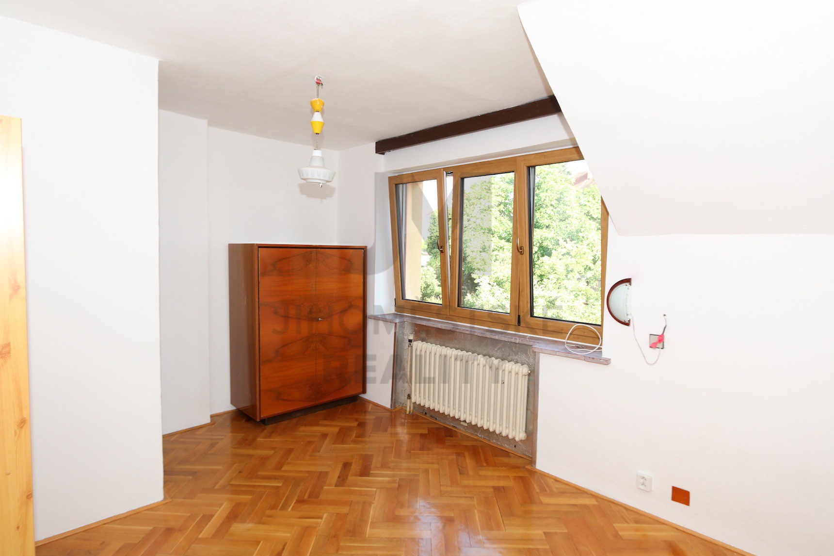 NÁJEM BYTU 4+kk se 2 balkony, Nad Turbovou, Praha 5 - Košíře