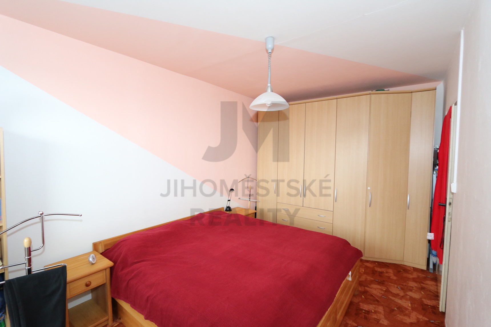 PRODEJ BYTU 3+kk s lodžií, Zlešická, Praha 4 - Chodov