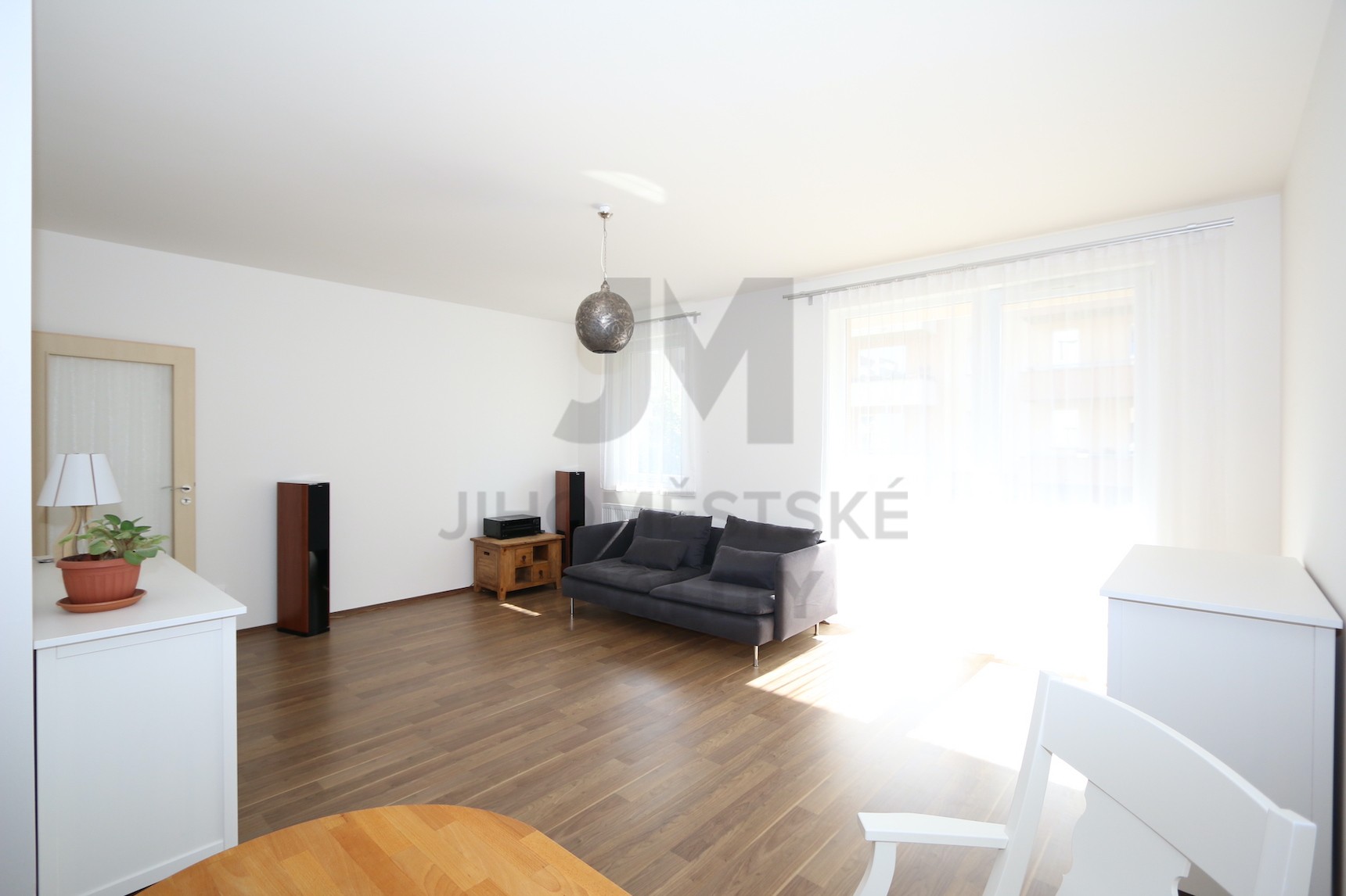 NÁJEM BYTU 2+kk S BALKONEM, Stříbrského, Praha 4 - Háje