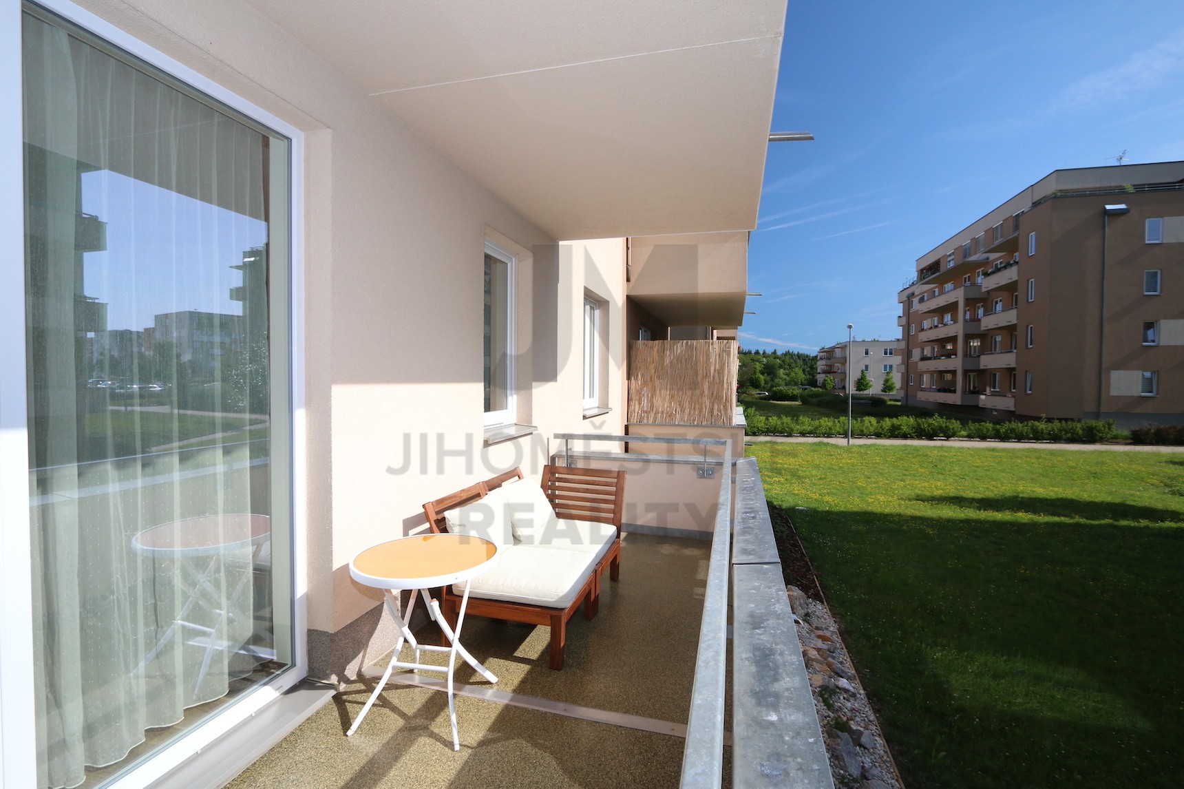 NÁJEM BYTU 2+kk S BALKONEM, Stříbrského, Praha 4 - Háje