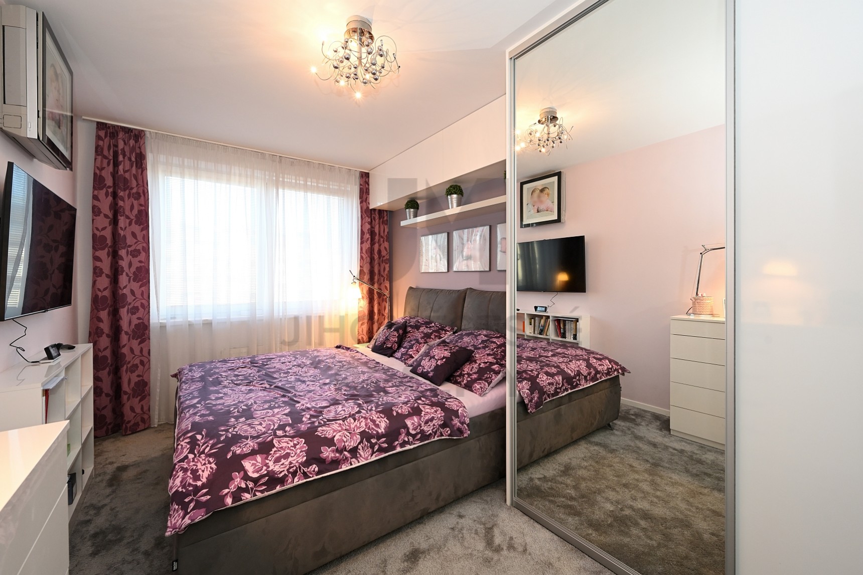 PRODEJ BYTU 4+kk SE 2 BALKONY A GAR. STÁNÍM, Berlínská, Praha 10 - Hostivař