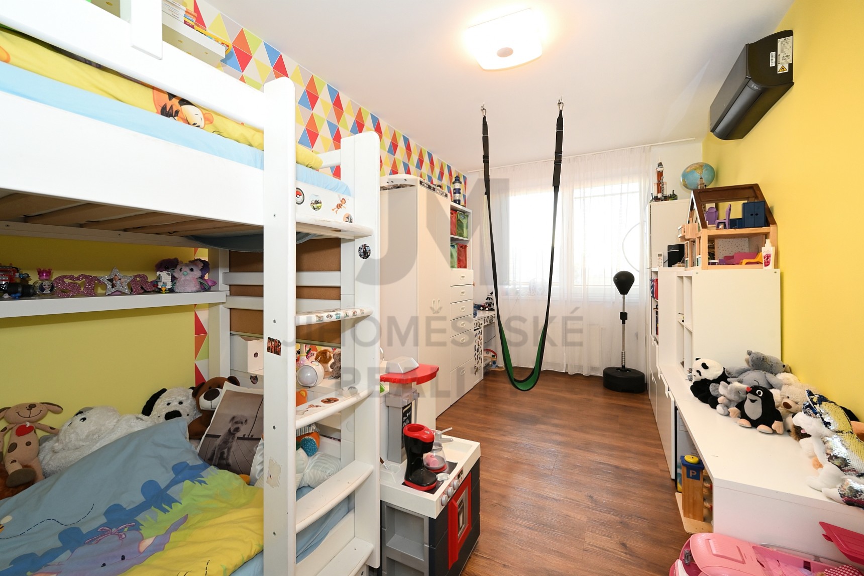 PRODEJ BYTU 4+kk SE 2 BALKONY A GAR. STÁNÍM, Berlínská, Praha 10 - Hostivař