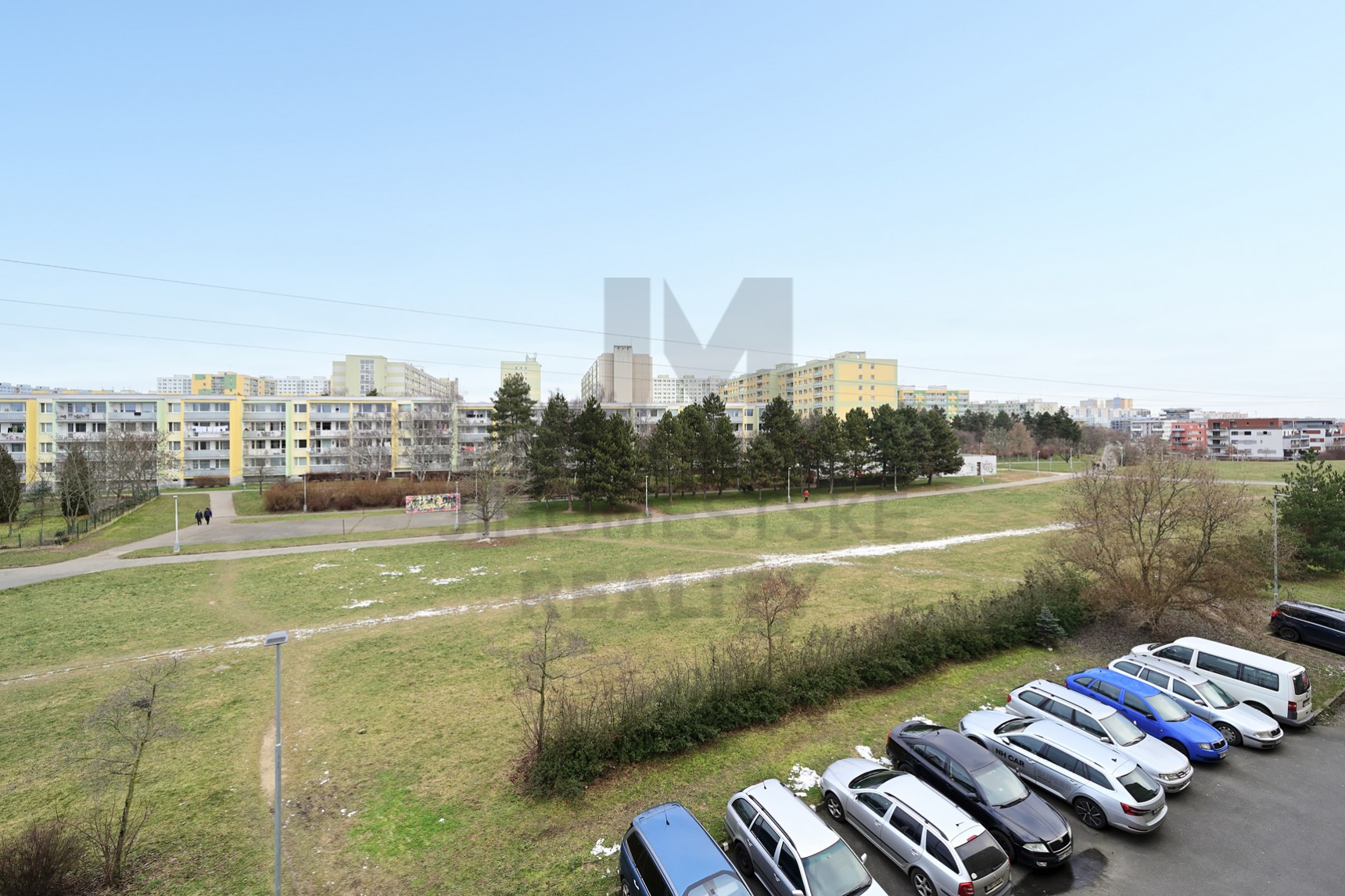PRODEJ BYTU 3+1 S LODŽIÍ, Proutěná, Praha 4 - Újezd u Průhonic