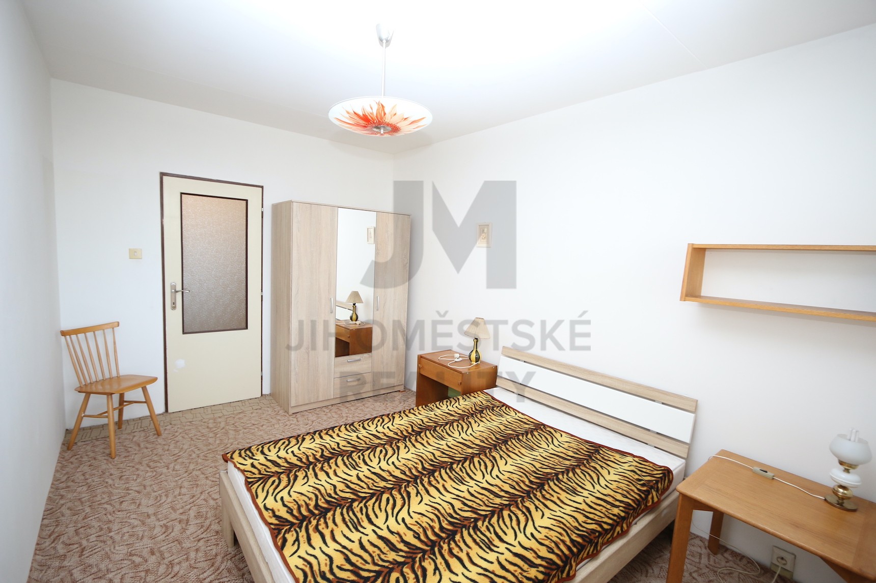 NÁJEM BYTU 3+kk s lodžií, Ke Škole, Praha 4 - Chodov