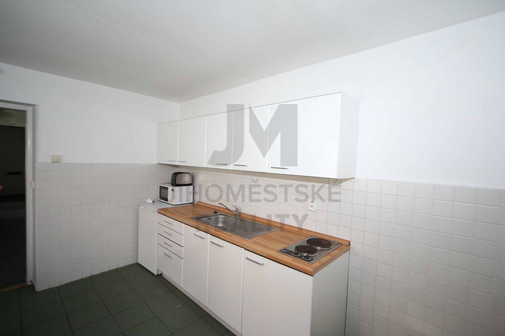 PRODEJ RODINNÉHO DOMU 5+1 S TERASOU, Libušská, Praha 4 - Libuš