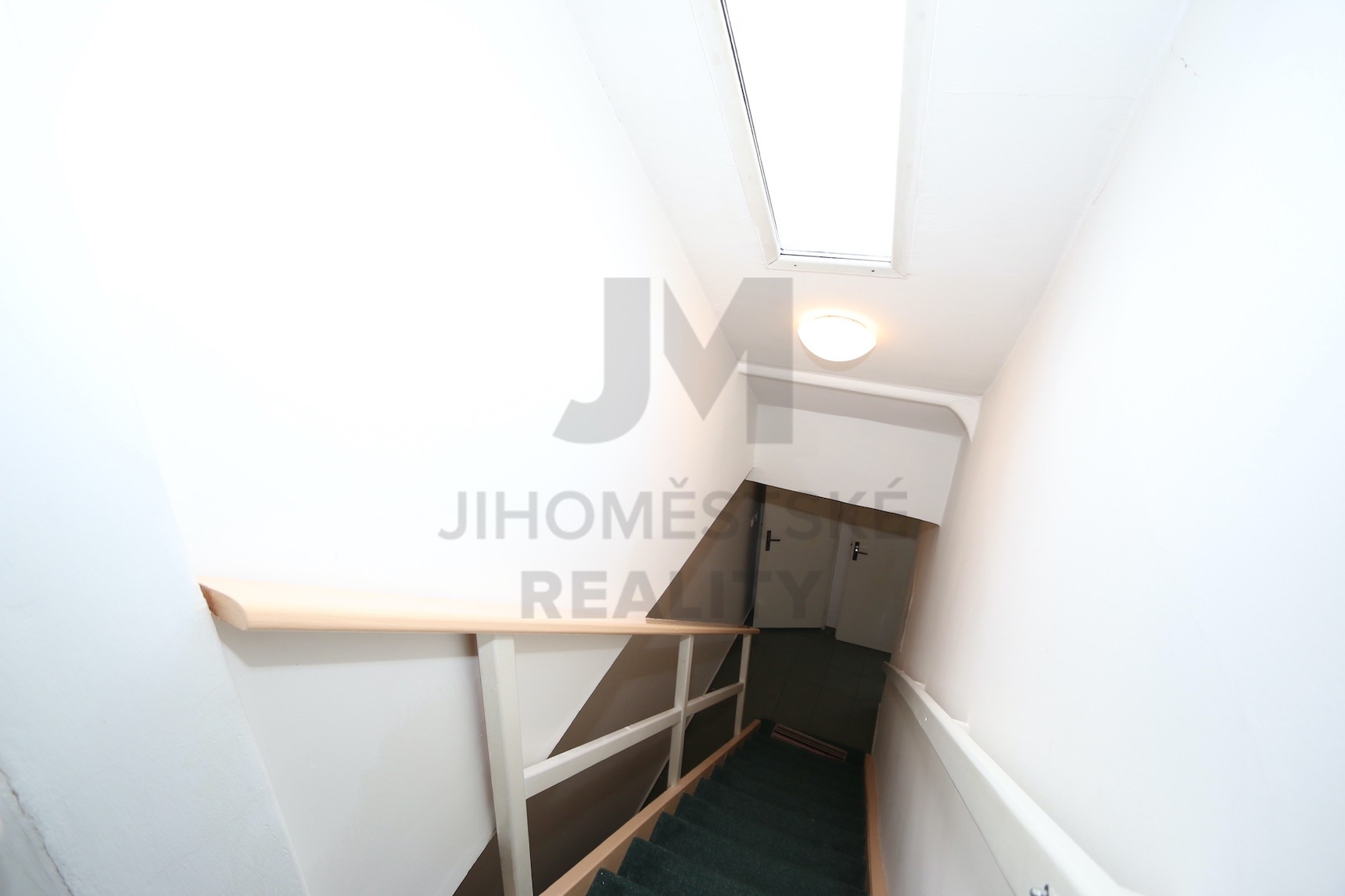 PRODEJ RODINNÉHO DOMU 5+1 S TERASOU, Libušská, Praha 4 - Libuš