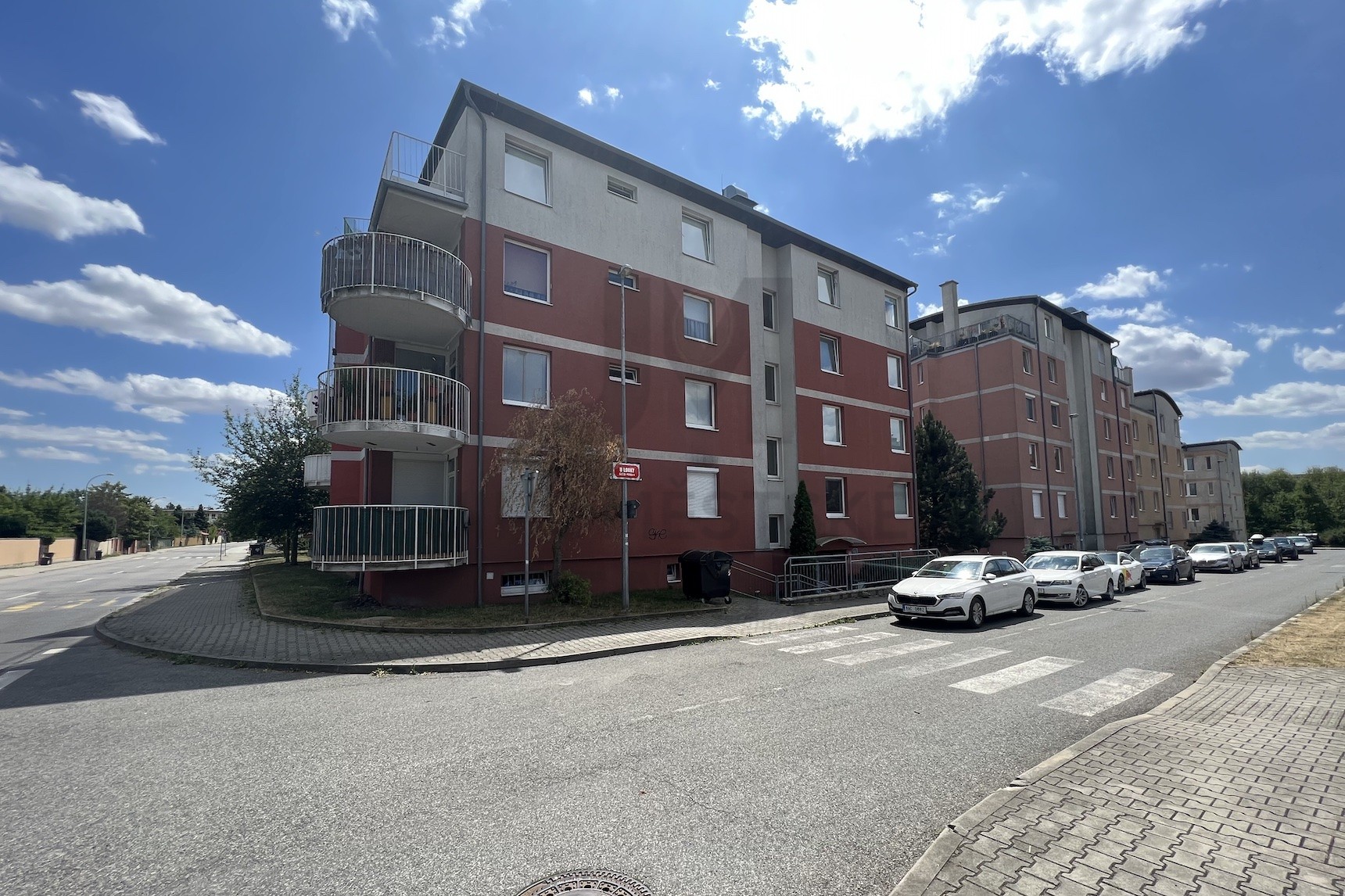 PRODEJ NEBYTOVÉ JEDNOTKY 1+kk, U louky, Praha 4 - Újezd u Průhonic
