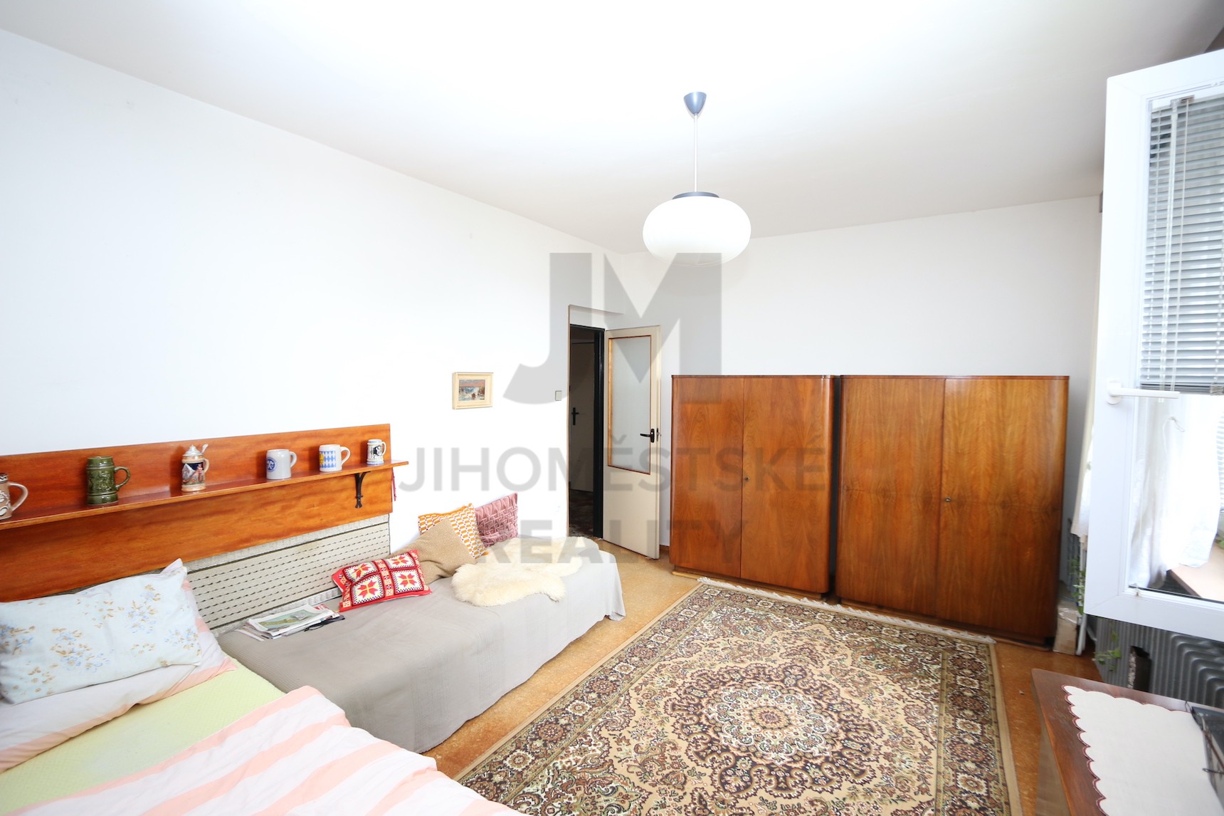 PRODEJ BYTU 3+1 S BALKONEM A GARÁŽÍ, Osnická, Praha 10 - Michle