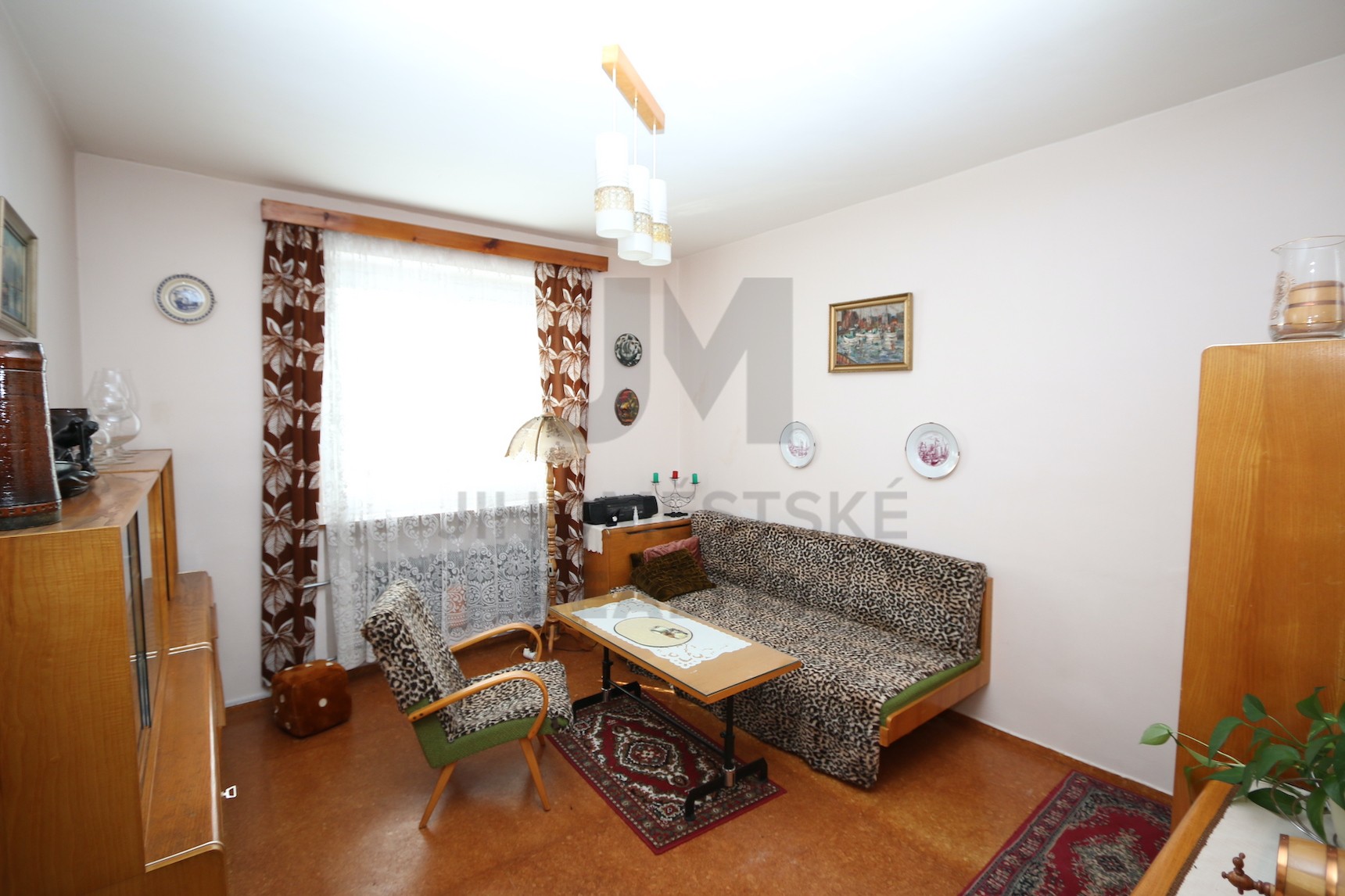 PRODEJ BYTU 3+1 S BALKONEM A GARÁŽÍ, Osnická, Praha 10 - Michle