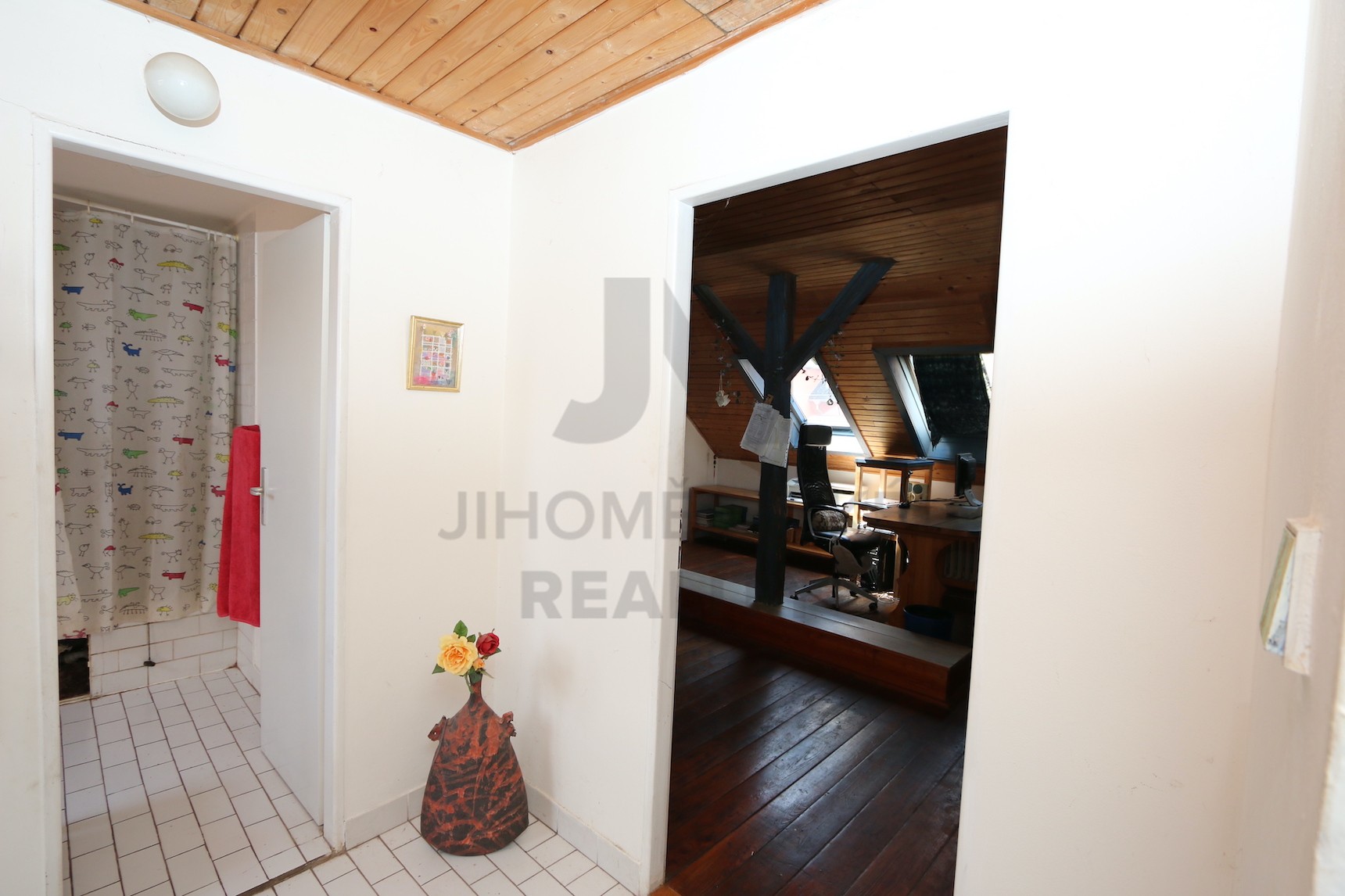 PRODEJ RODINNÉHO DOMU 3+1 S GARÁŽÍ, Chodská, Kladno - Kročehlavy