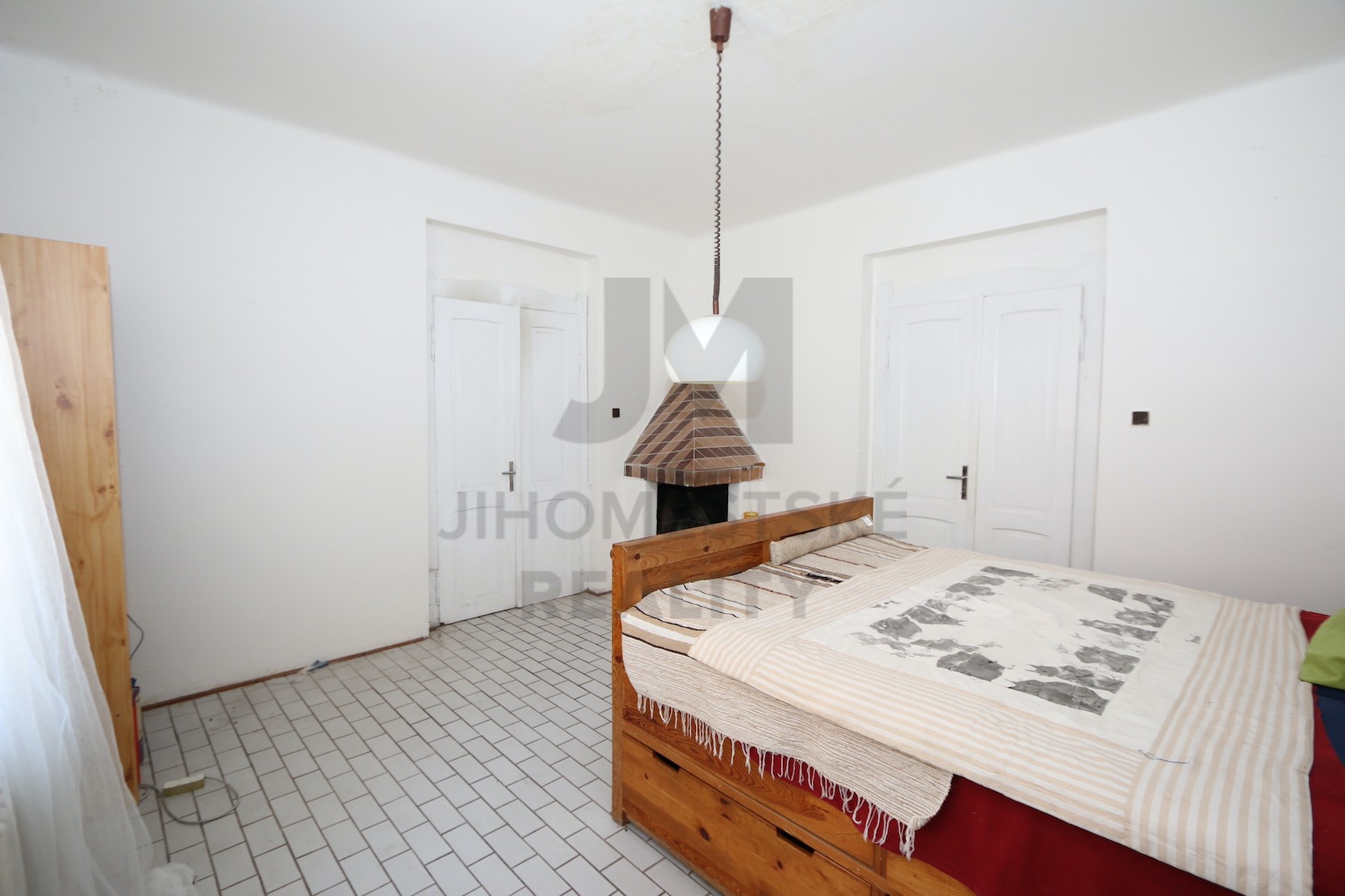 PRODEJ RODINNÉHO DOMU 3+1 S GARÁŽÍ, Chodská, Kladno - Kročehlavy