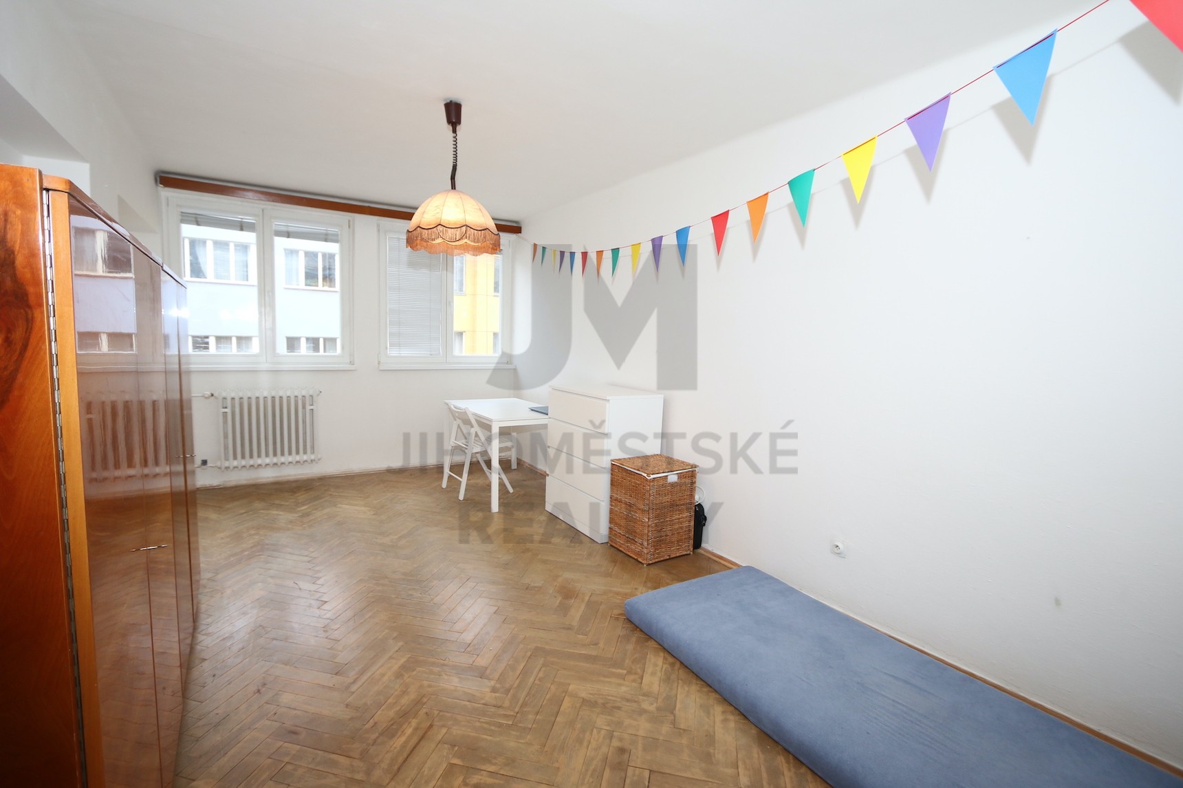 PRODEJ BYTU 2+1 S LODŽIÍ, Schnirchova, Praha 7 - Holešovice