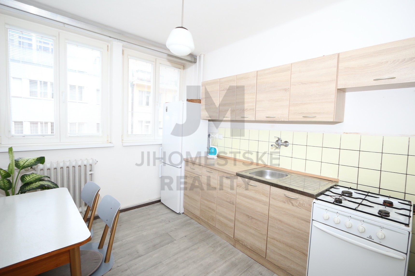 PRODEJ BYTU 2+1 S LODŽIÍ, Schnirchova, Praha 7 - Holešovice