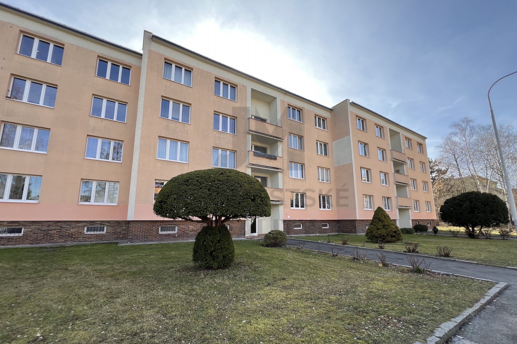 PRODEJ BYTU 2+1 S LODŽIÍ, Na Groši, Praha 10 - Hostivař