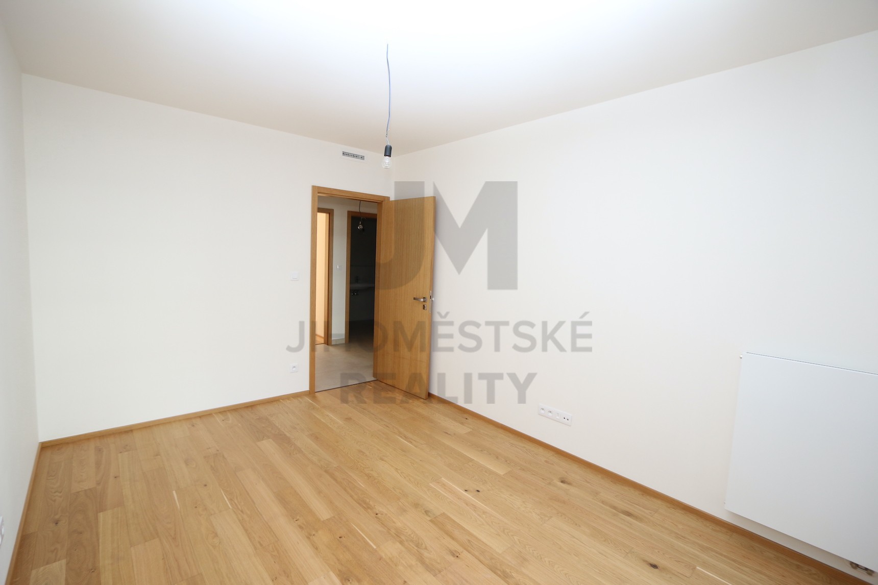 PRODEJ BYTU 3+kk S BALKONEM A GAR. STÁNÍM, Šiklové, Praha 5 - Smíchov