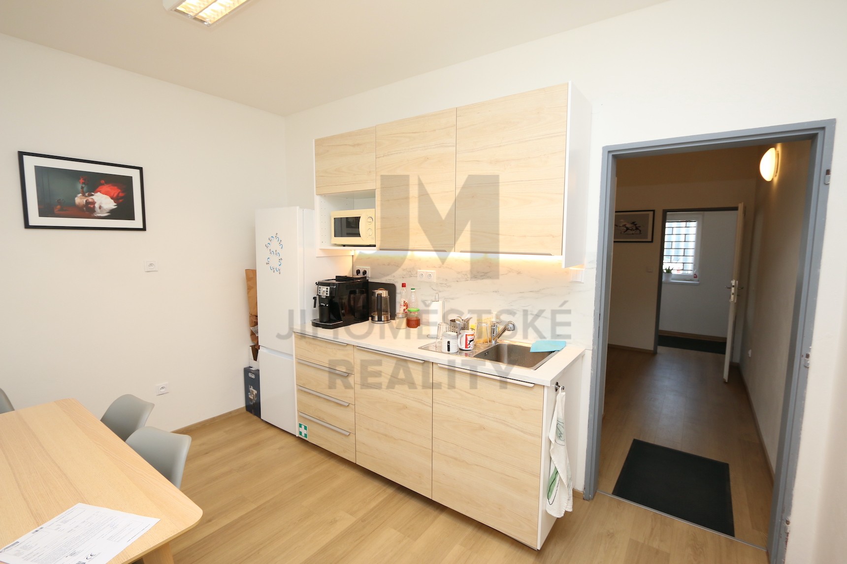 NÁJEM NEBYTOVÉ JEDNOTKY 4+1, Za Cukrovarem, Praha 9 - Čakovice