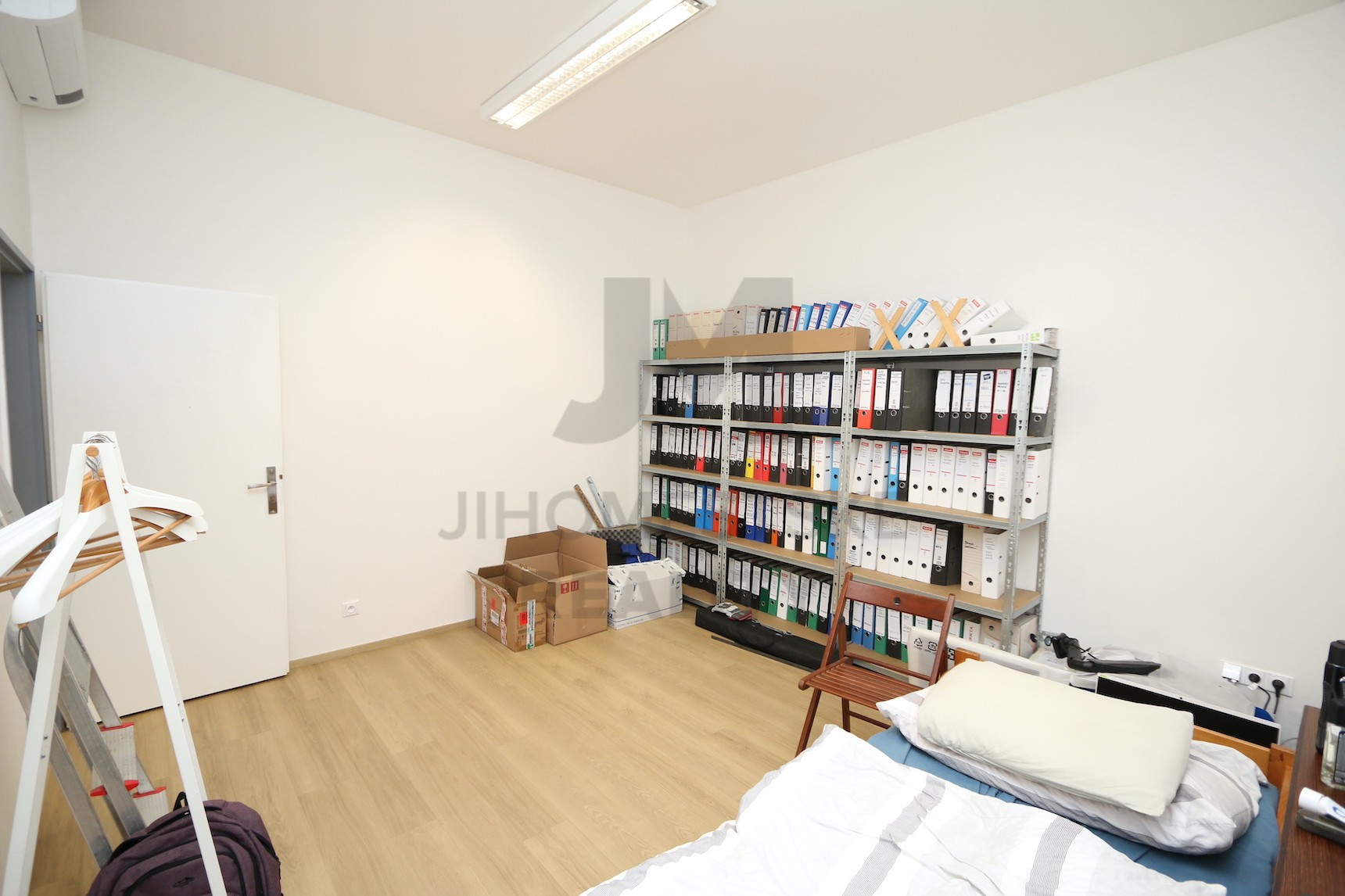 NÁJEM NEBYTOVÉ JEDNOTKY 4+1, Za Cukrovarem, Praha 9 - Čakovice