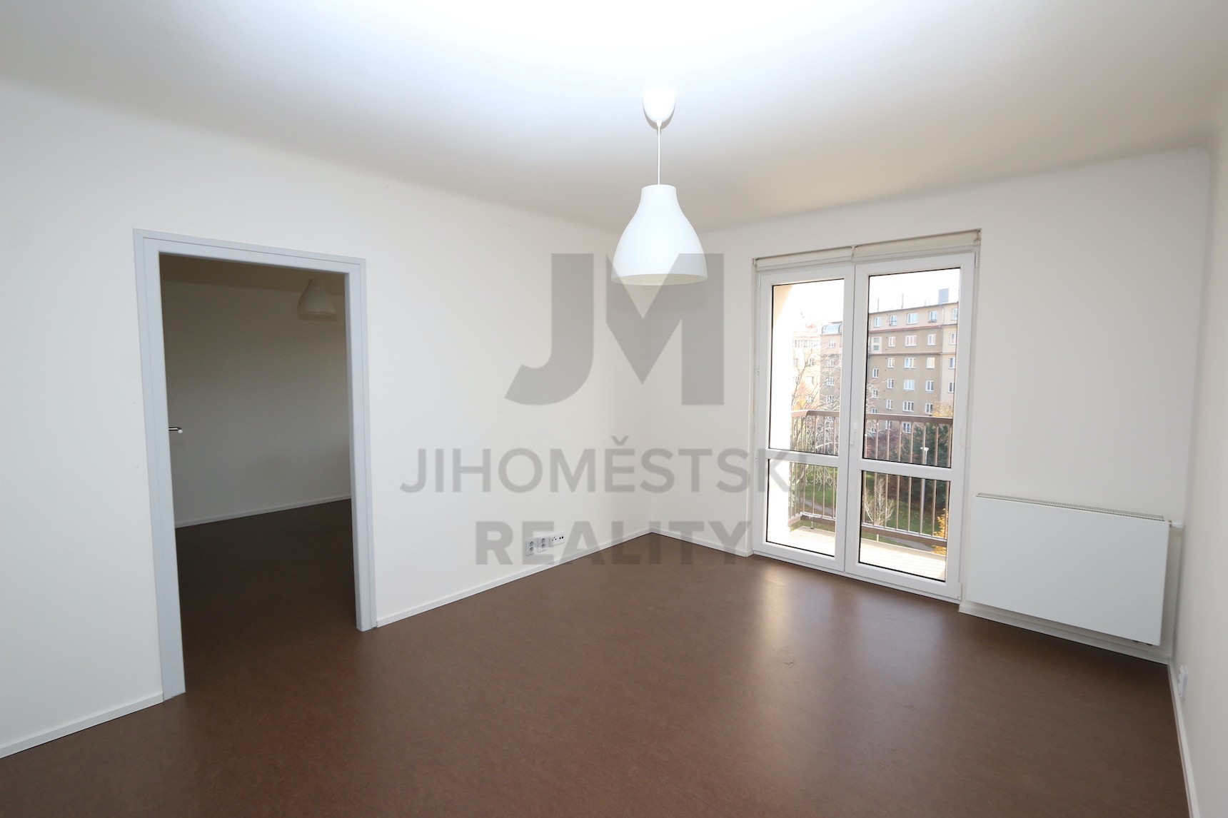 NÁJEM BYTU 2+1 S BALKONEM, Konopišťská, Praha 10 - Vršovice