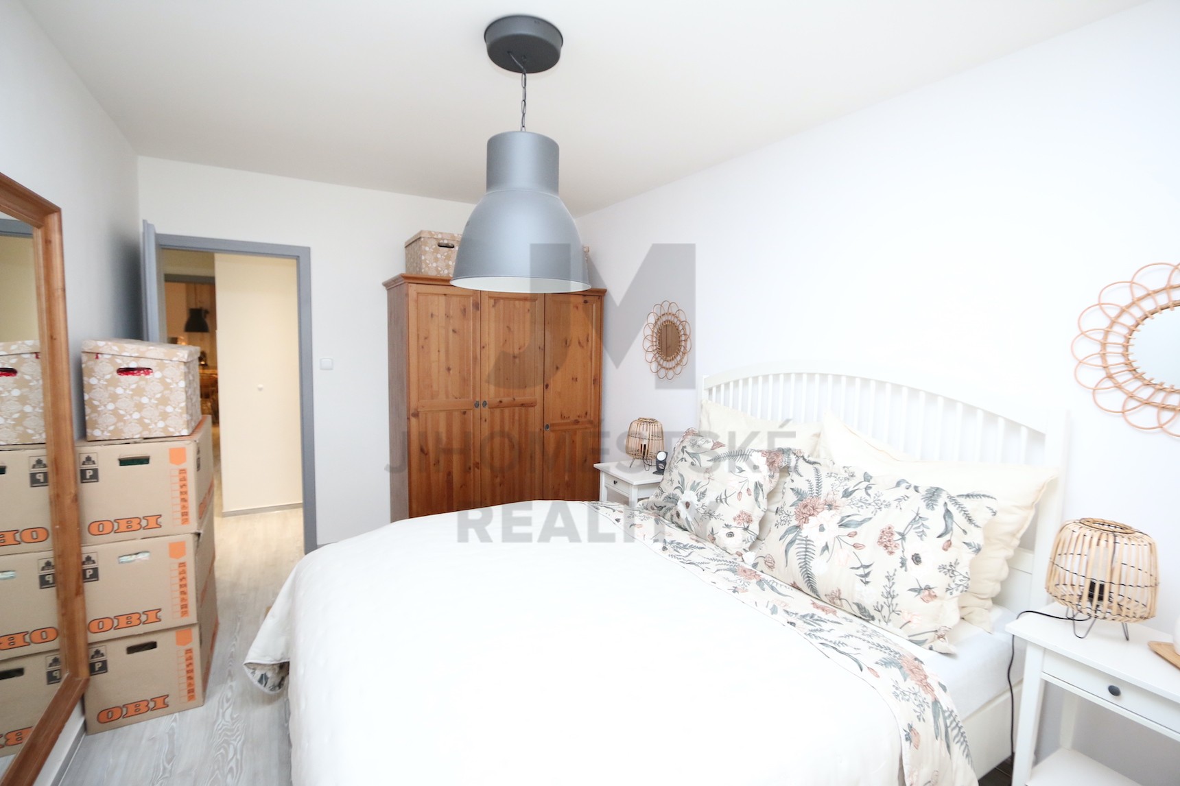 NÁJEM BYTU 3+1 S LODŽIÍ, Neapolská, Praha 10 - Horní Měcholupy