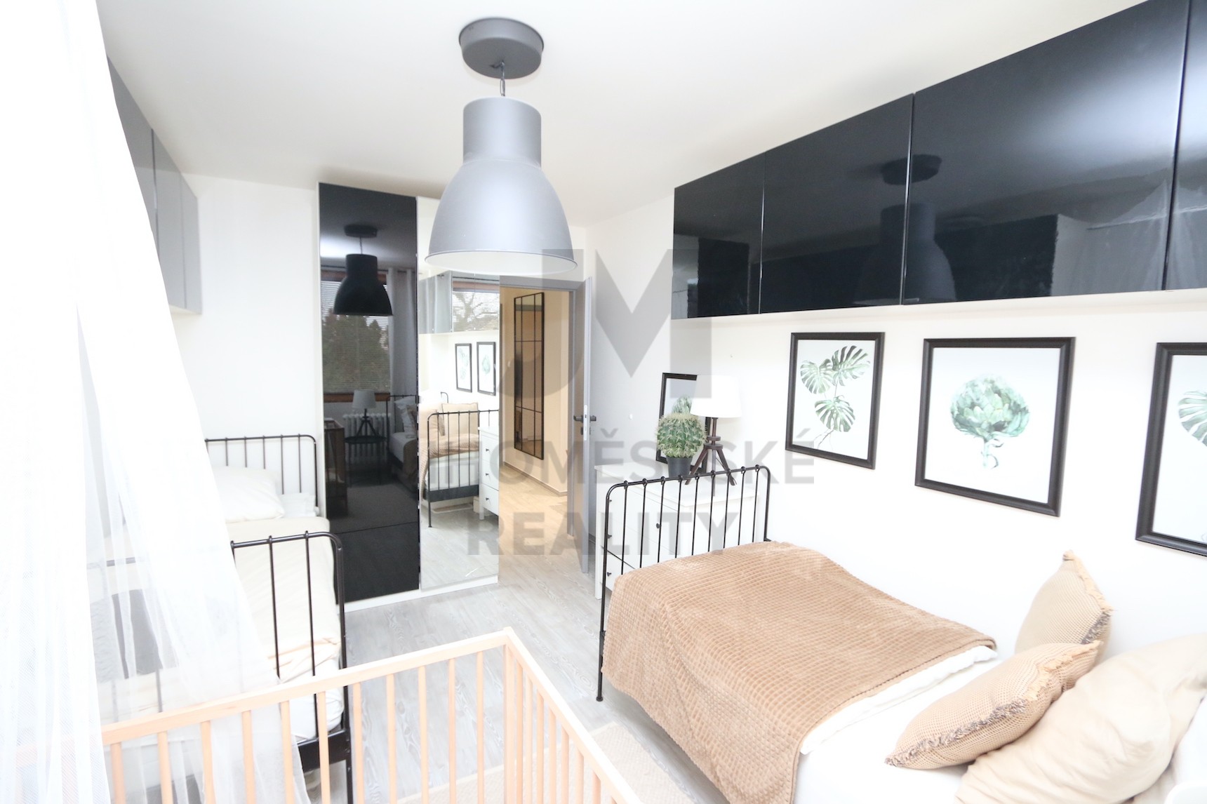 NÁJEM BYTU 3+1 S LODŽIÍ, Neapolská, Praha 10 - Horní Měcholupy