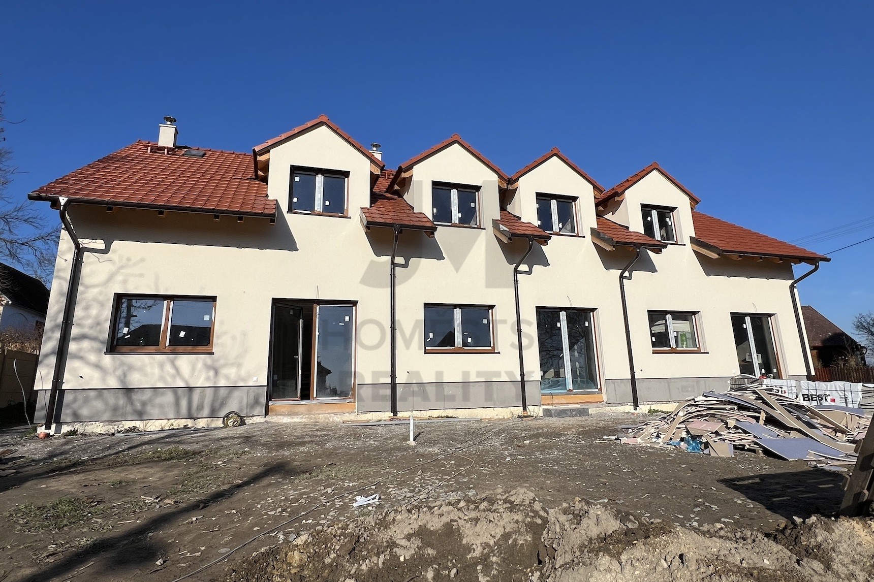 PRODEJ ŘADOVÉHO DOMU 4+kk S TERASOU, Skorkov, Skorkov - Skorkov