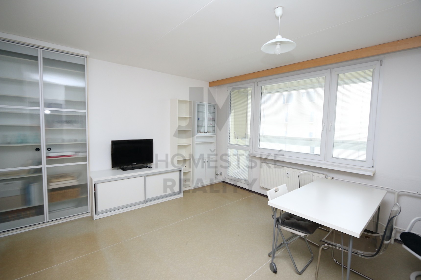 PRODEJ BYTU 1+kk S LODŽIÍ, Jašíkova, Praha 4 - Chodov