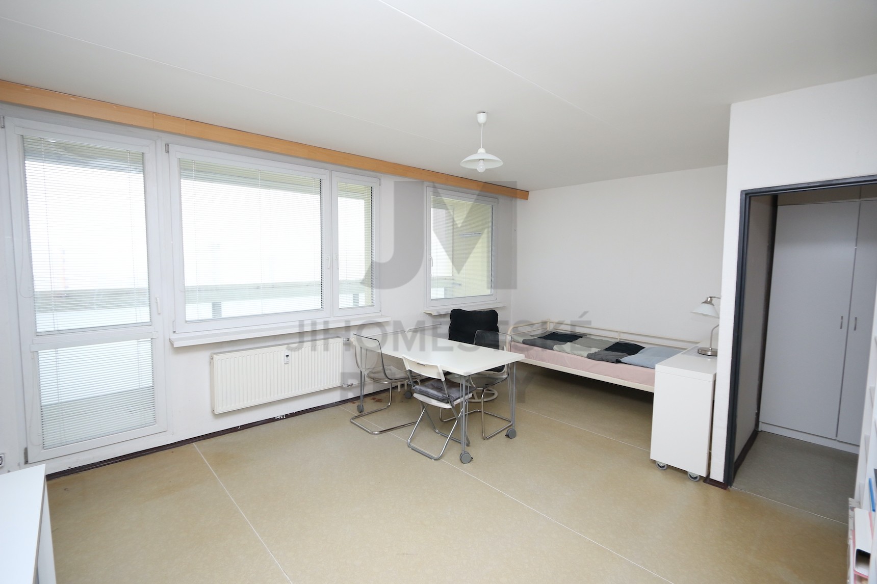 PRODEJ BYTU 1+kk S LODŽIÍ, Jašíkova, Praha 4 - Chodov