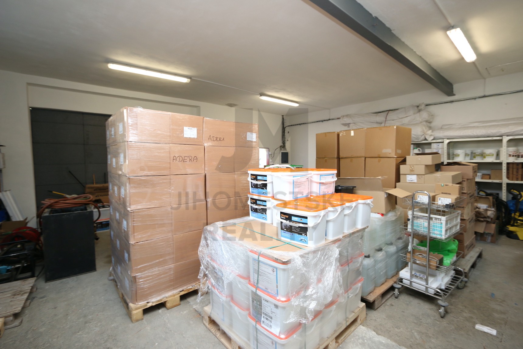 NÁJEM GARÁŽE, Za Cukrovarem, Praha 9 - Čakovice