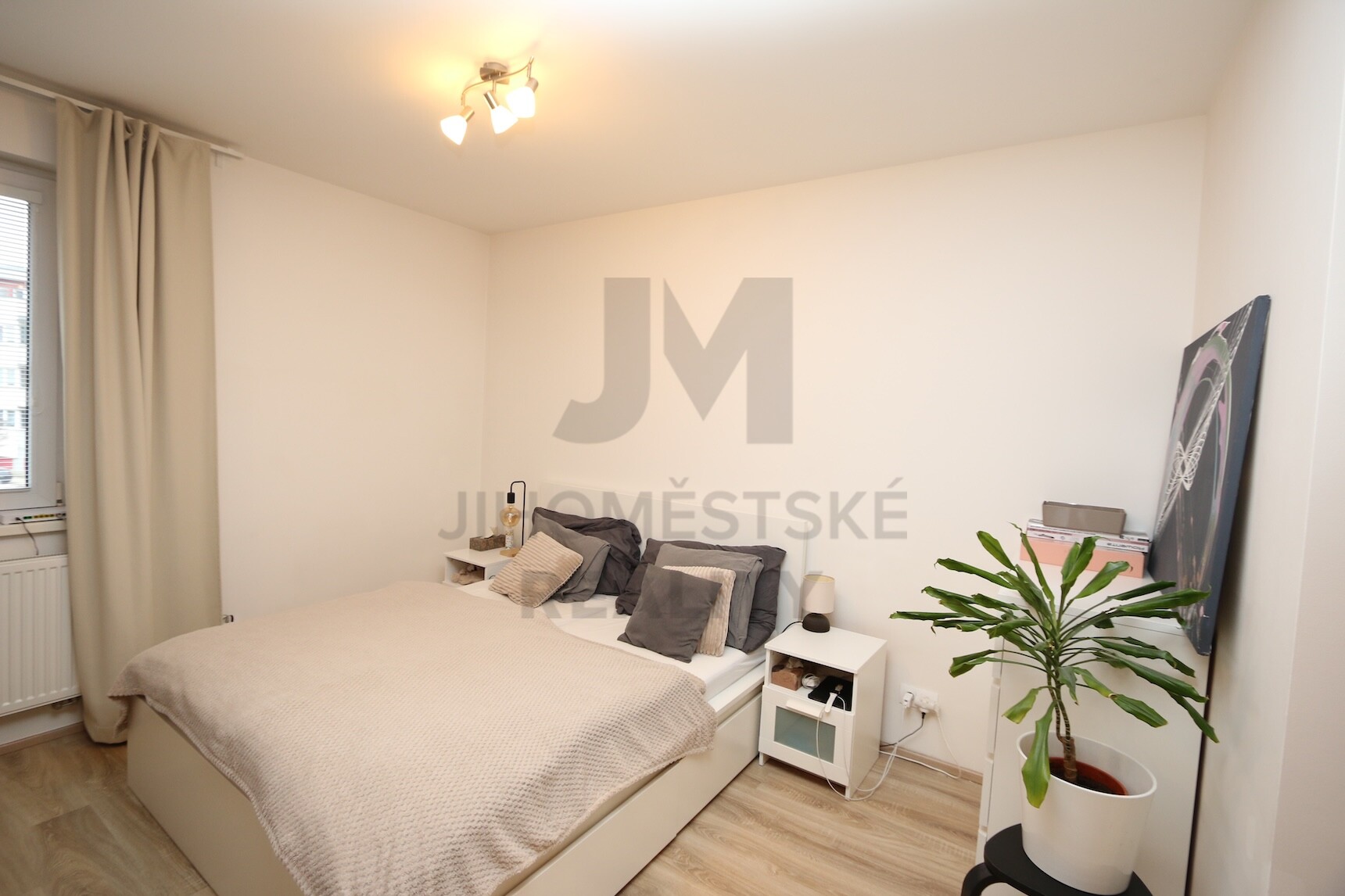 NÁJEM BYTU 1+kk S BALKONEM, Škrábkových, Praha 9 - Letňany