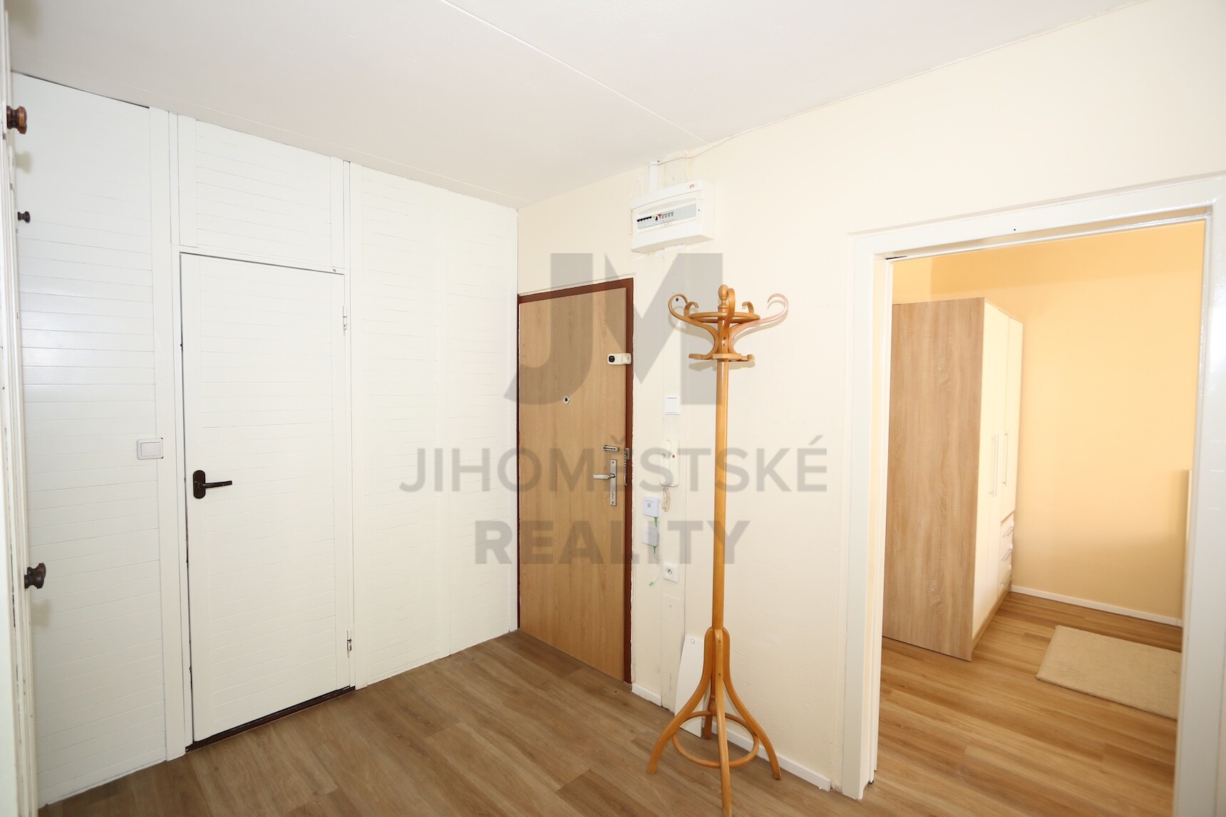 PRODEJ BYTU 3+kk S LODŽIÍ, Janovská, Praha 10 - Horní Měcholupy