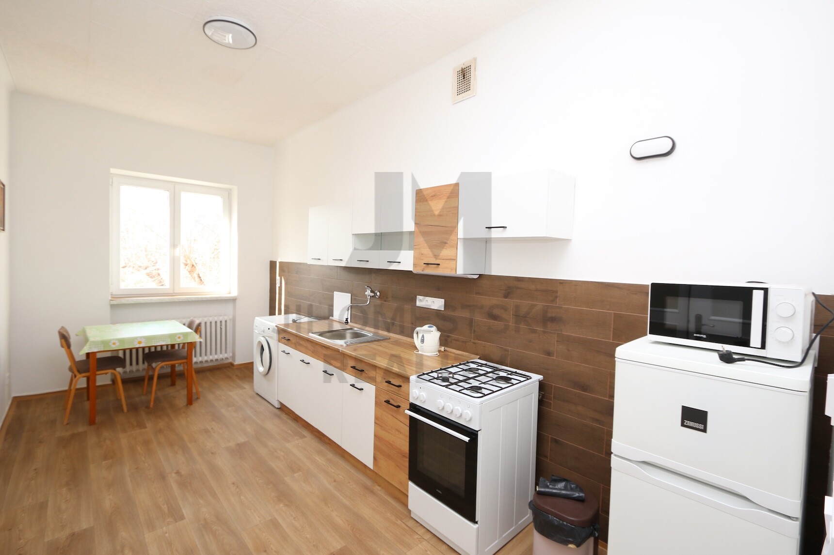 NÁJEM BYTU 2+1, Podolská, Praha 4 - Podolí