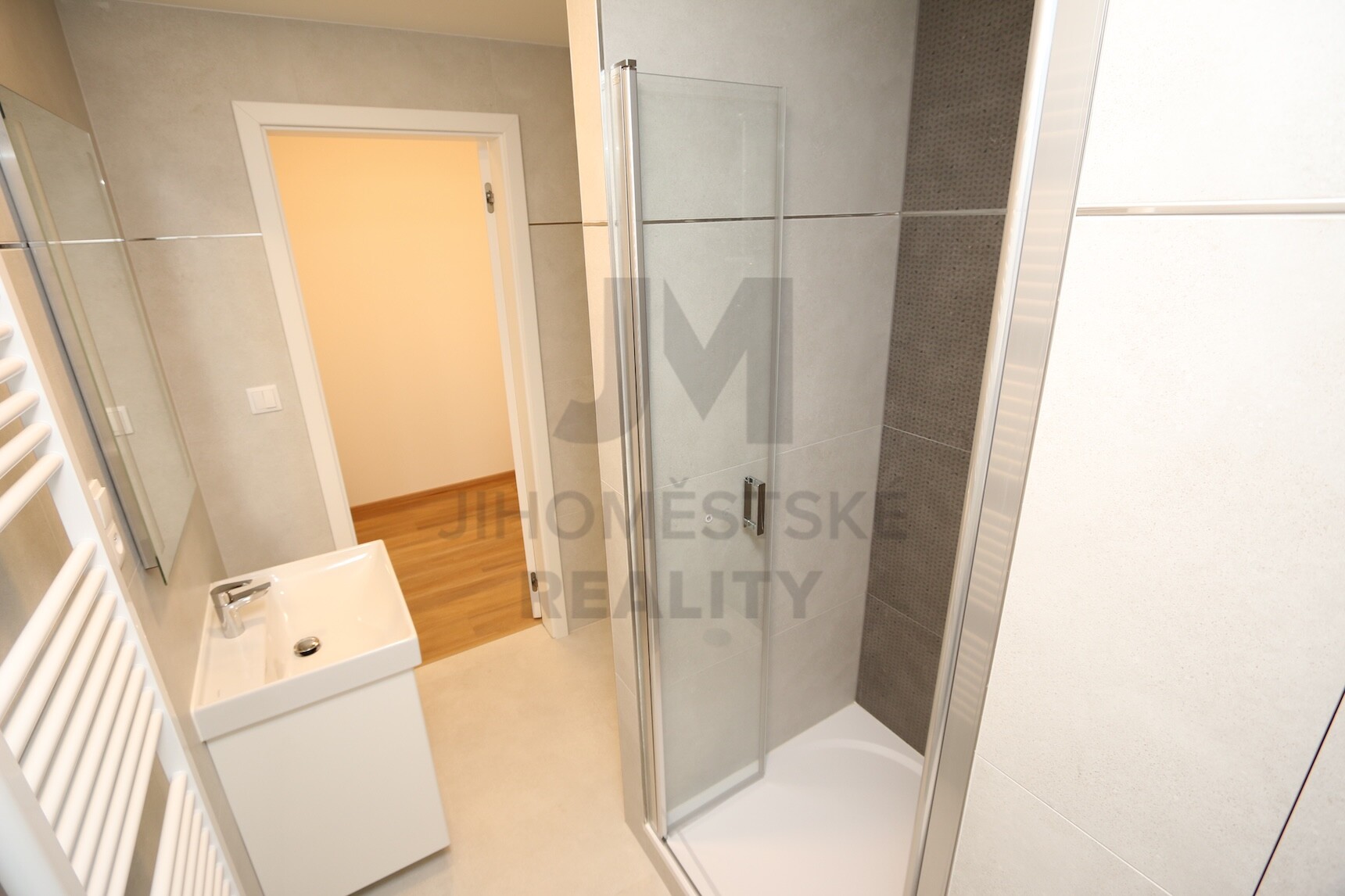 NÁJEM BYTU 1+kk S TERASOU, Klapálkova, Praha 4 - Záběhlice