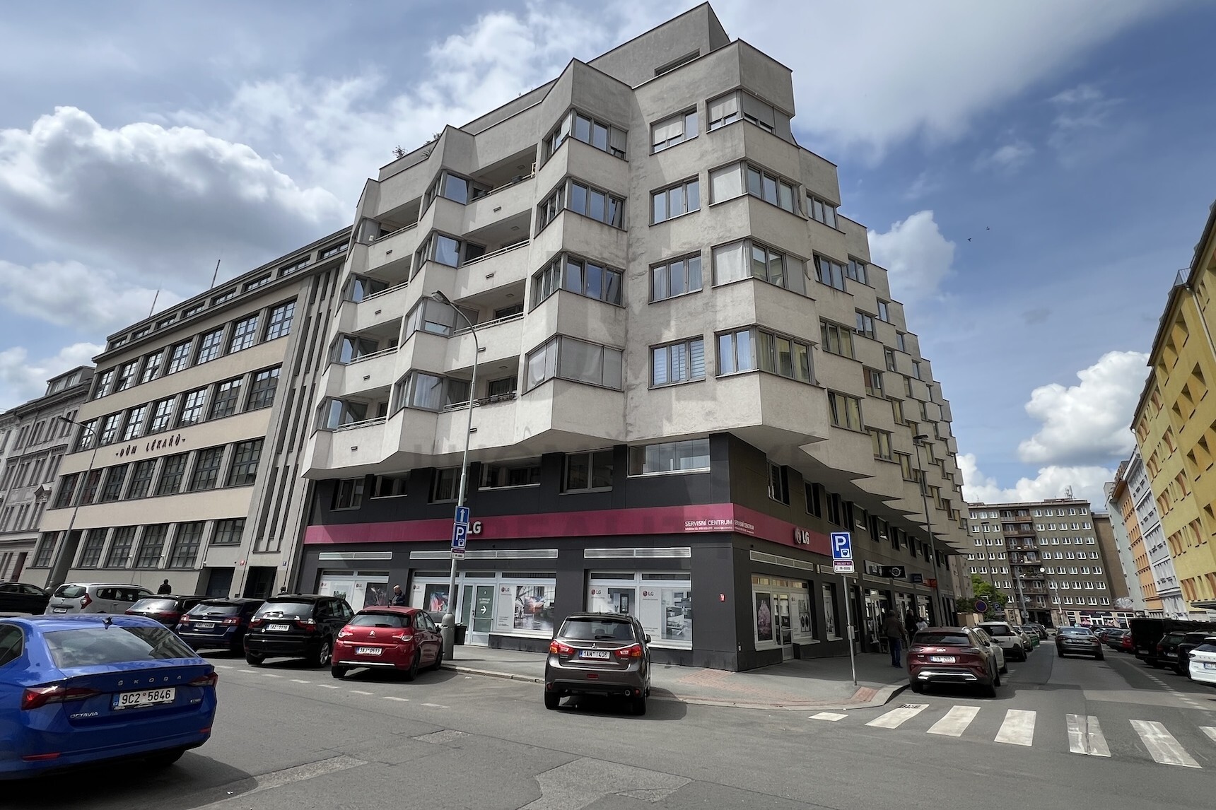 NÁJEM BYTU 3+kk S LODŽIÍ A GAR. STÁNÍM, U Svobodárny, Praha 9 - Libeň