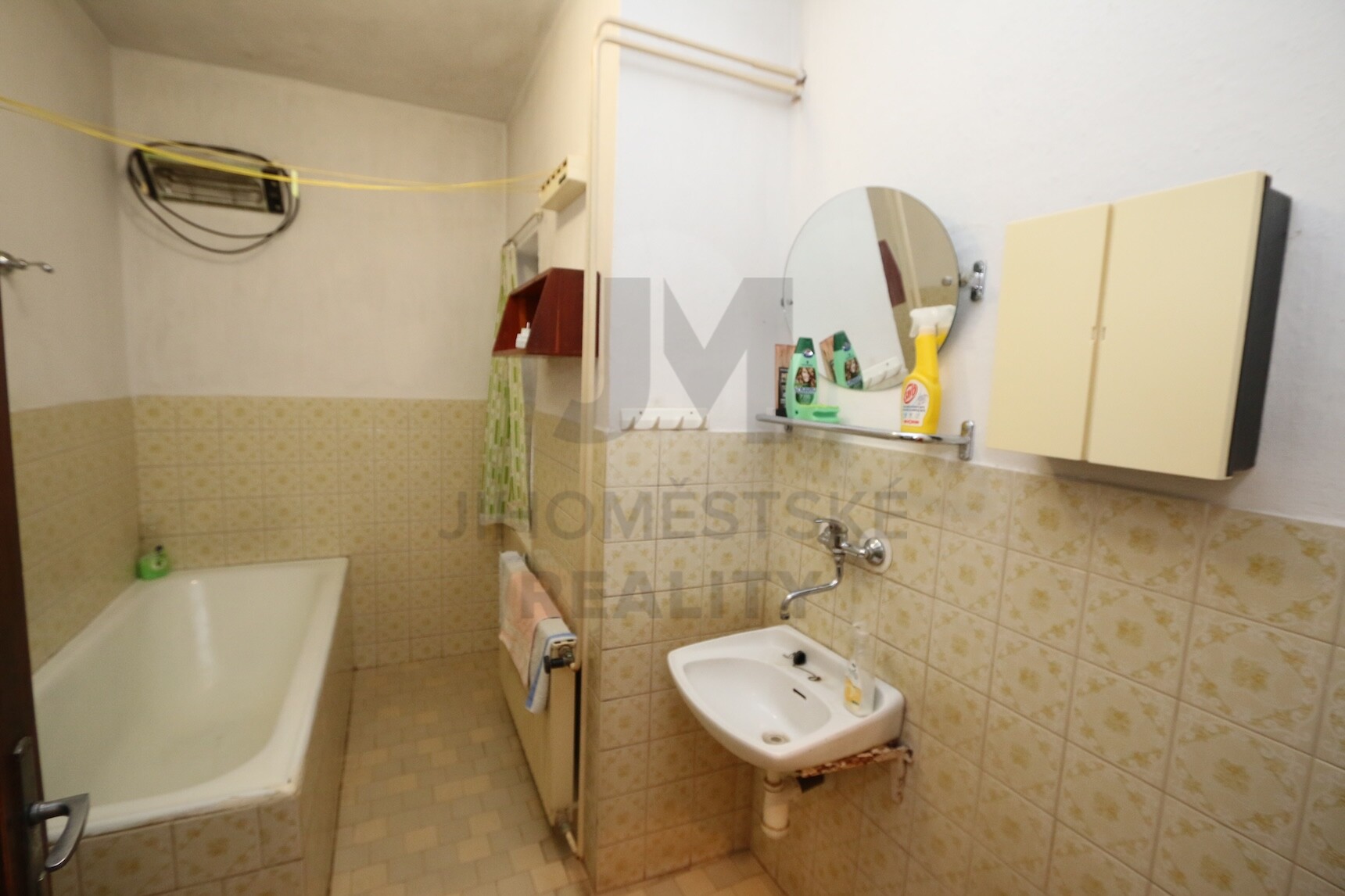 PRODEJ RODINNÉHO DOMU 4+1 S TERASOU A GARÁŽÍ, Brněnská, Lysice - Lysice