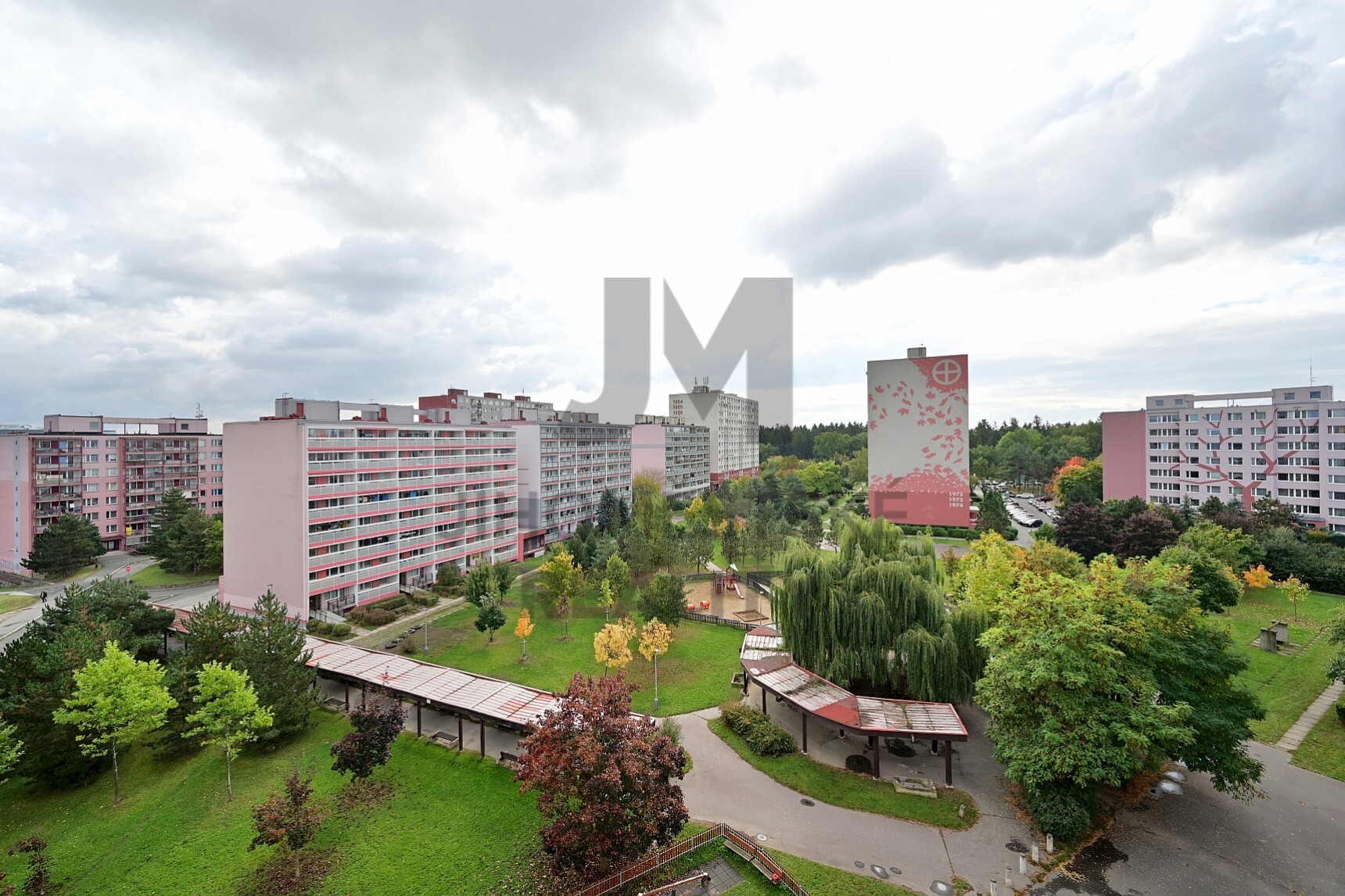 PRODEJ BYTU 3+1 S LODŽIÍ, Dědinova, Praha 4 - Chodov